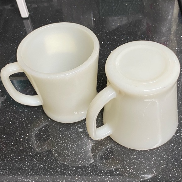 Fire King Mugs - Picture 3 of 4